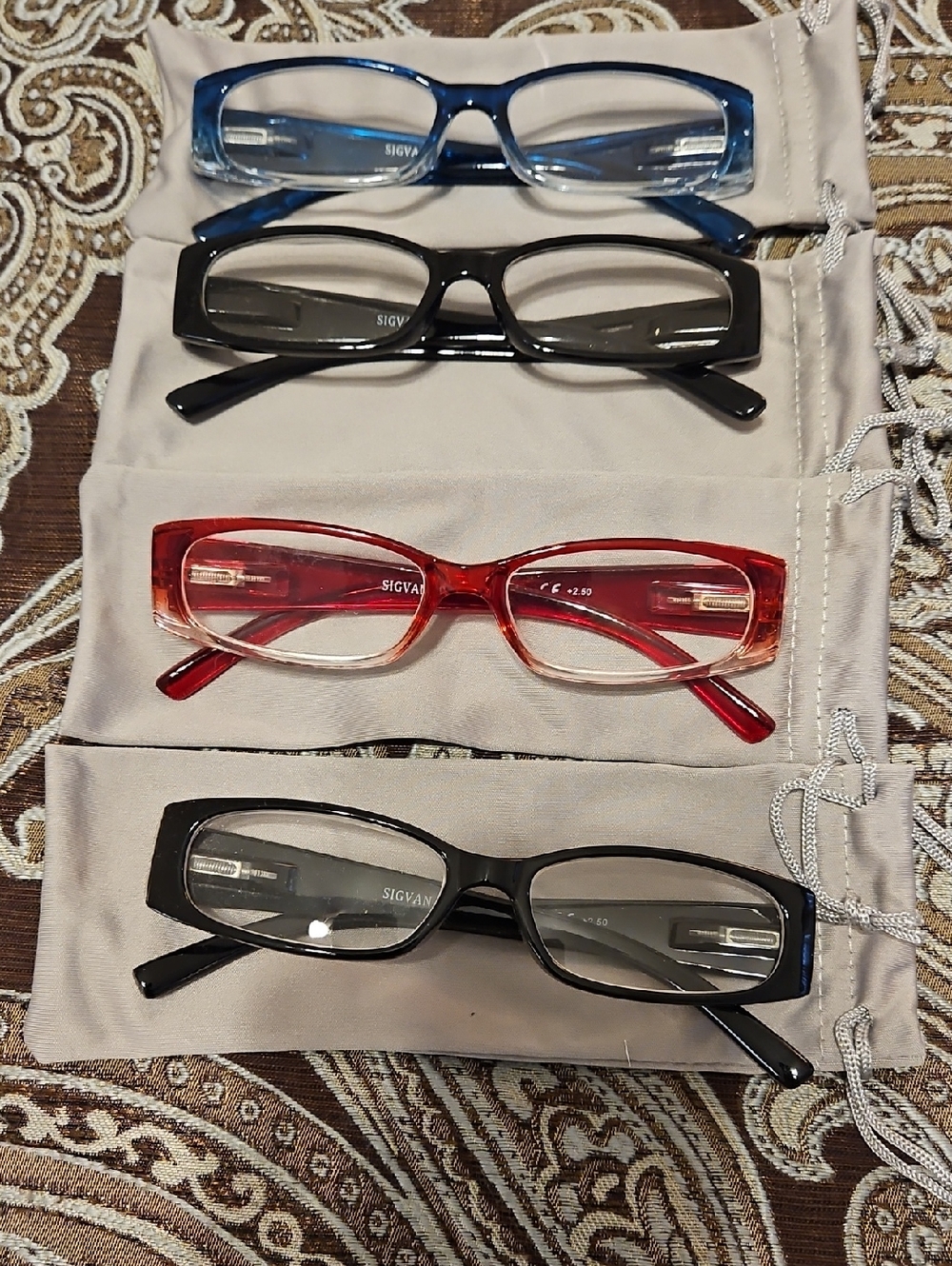Women’s Rectangular Reading Glasses - Blue, Black, Red, Black 2.50 STRENGTH .